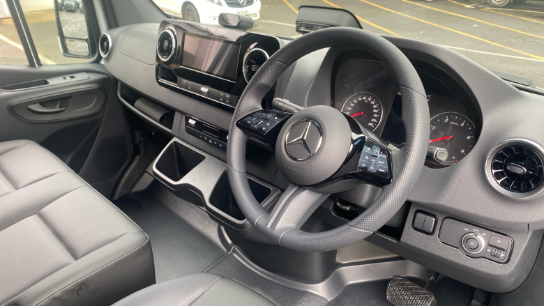 Mercedes-Benz Sprinter 315Cdi L3 Diesel Rwd 3.5t H2 Pro Van 9G-Tronic